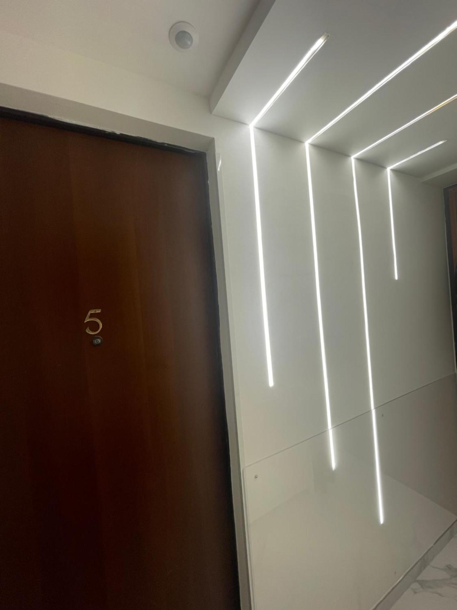 Luxury 5 Al Duomo Di Parma Apartment Luaran gambar