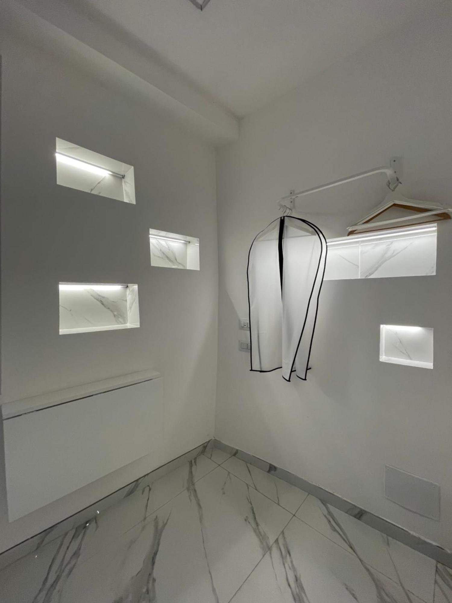 Luxury 5 Al Duomo Di Parma Apartment Luaran gambar